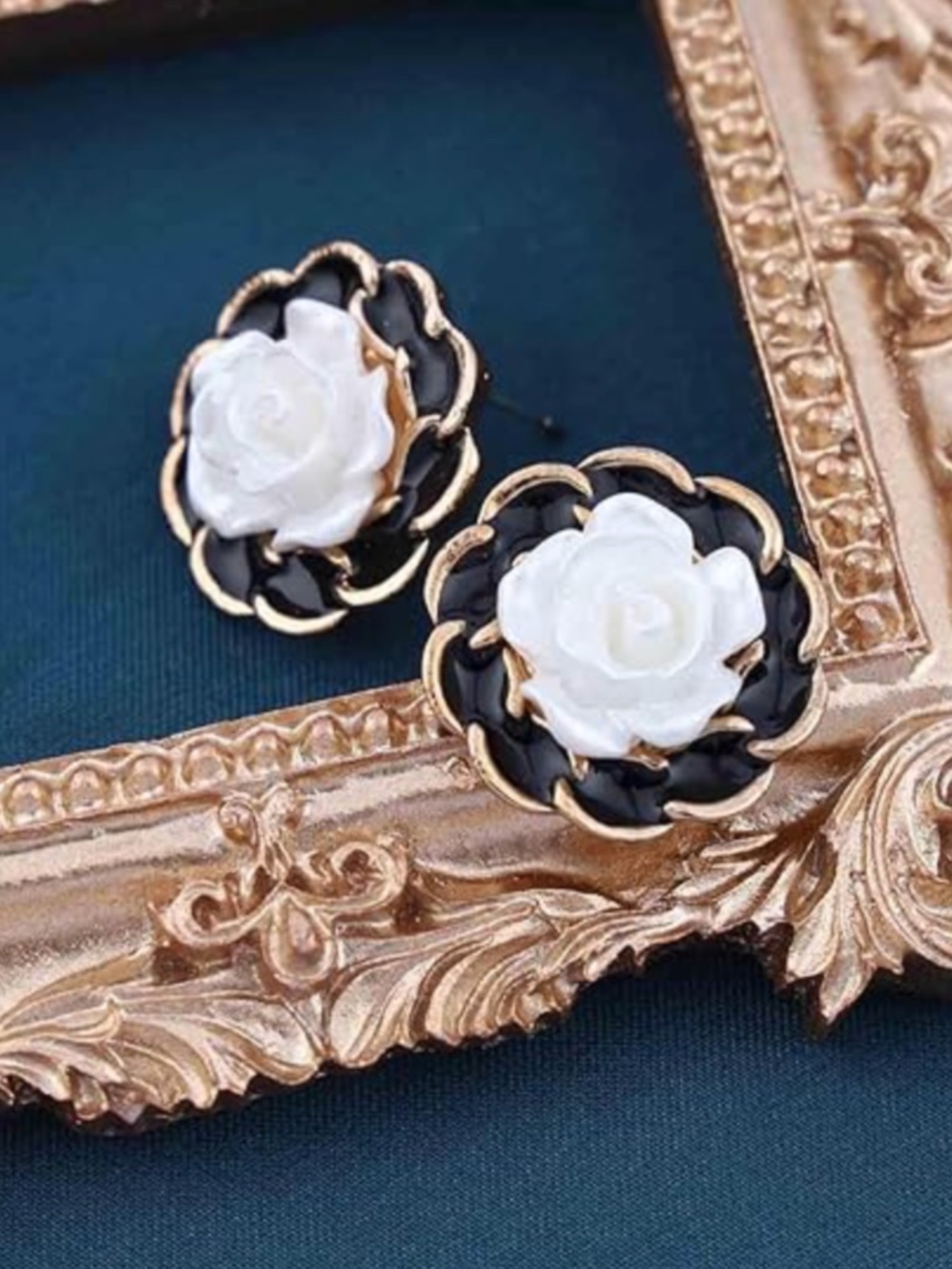 (8) NEW Camellia Rose Flower Black White Gold Tone Earrings